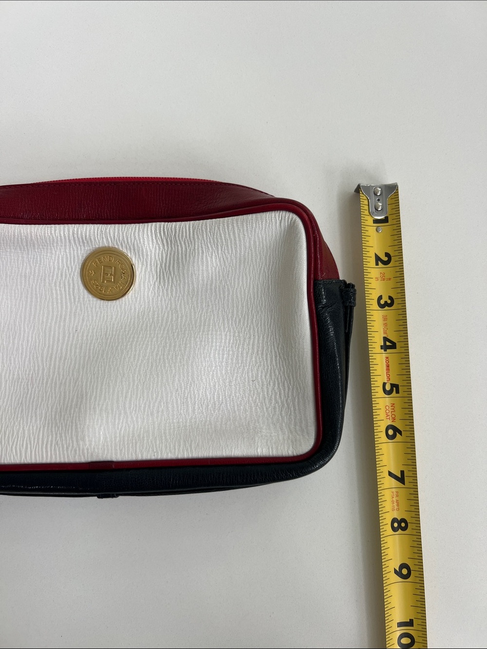 Vintage FENDI Roma 1925 colorblock red white and navy blue camera bag NO strap - Picture 16 of 16